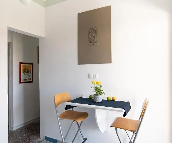 Polyhrono Family Retreat By Laonikos - Sleeps 5 * Polychrono
