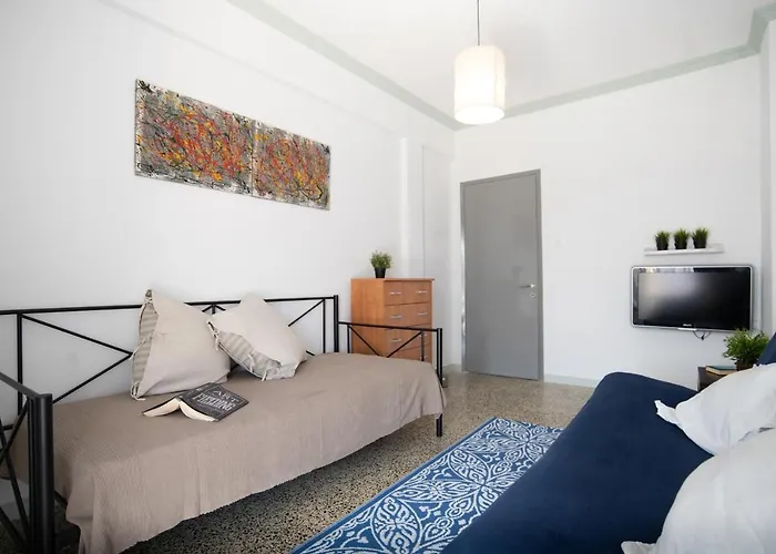 Polyhrono Family Retreat By Laonikos - Sleeps 5 *
